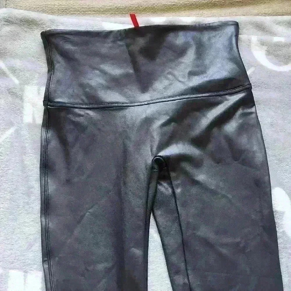 Spanx Faux Leather Leggings - Picture 2 of 7